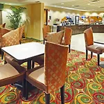 Holiday Inn Express Tyler South By Ihg 