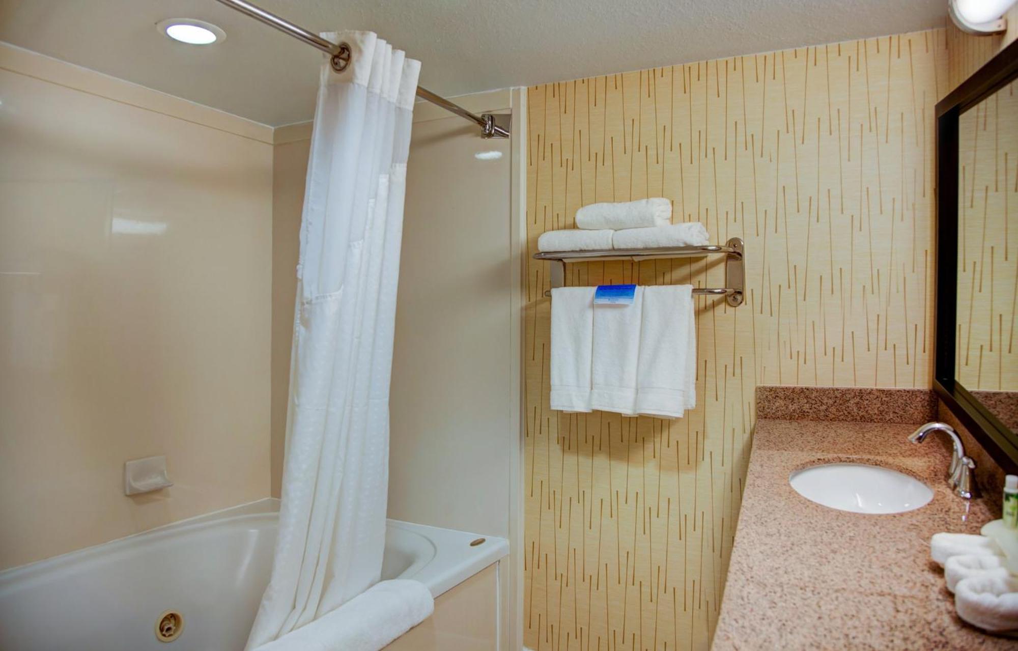 Hotel Holiday Express South By Ihg