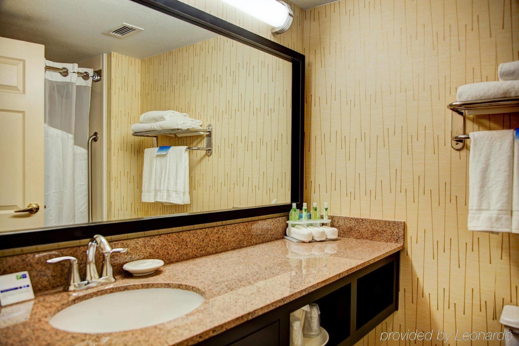 Express South By Ihg Hotel 2*